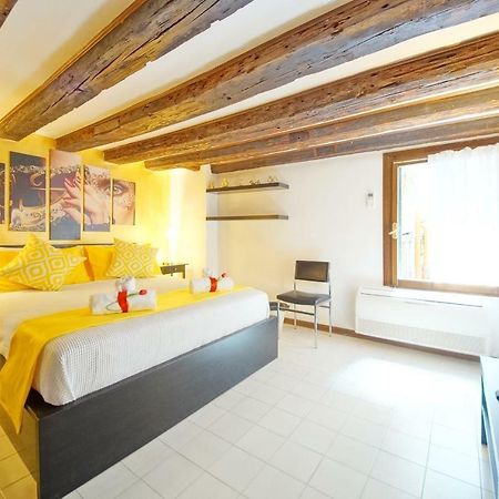 Calle Dei Fabbri San Marco Apartment Βενετία Εξωτερικό φωτογραφία