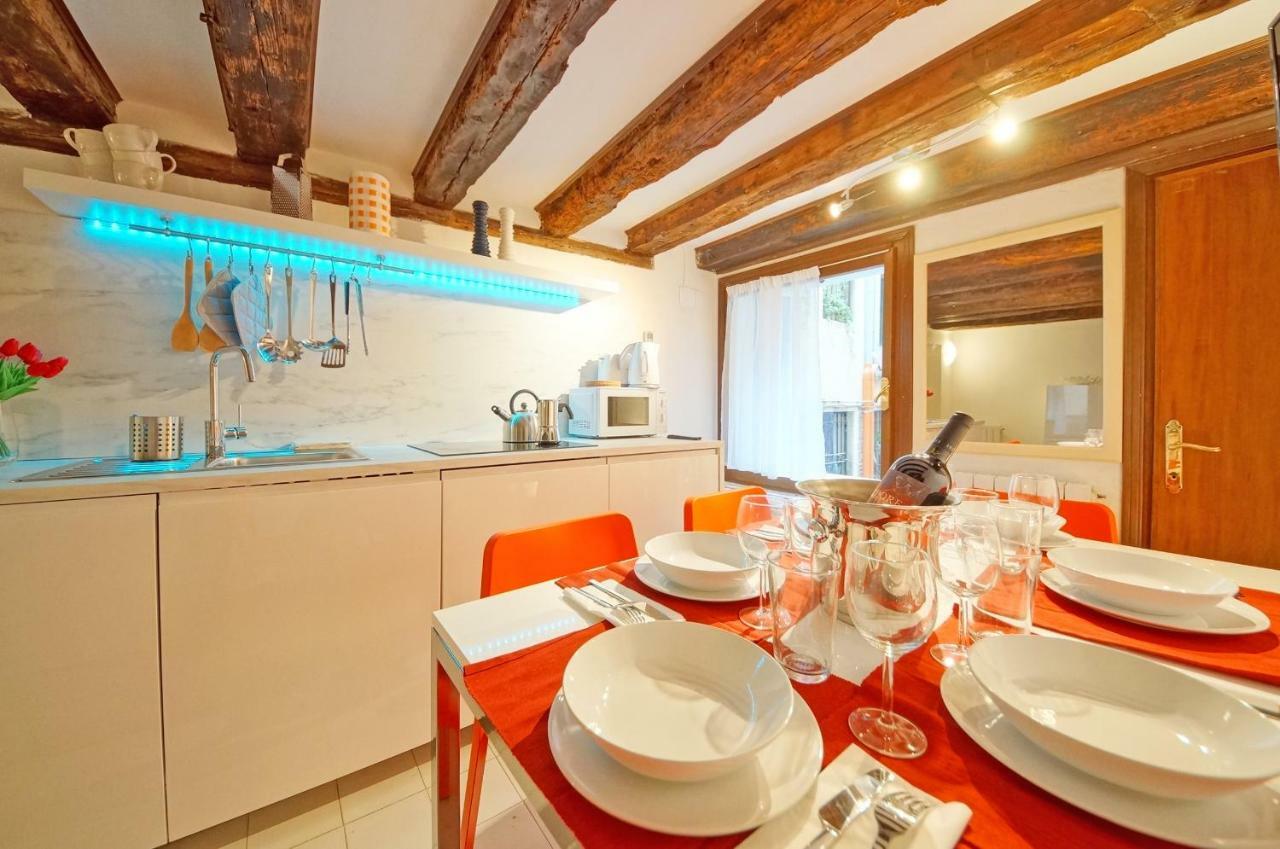 Calle Dei Fabbri San Marco Apartment Βενετία Εξωτερικό φωτογραφία